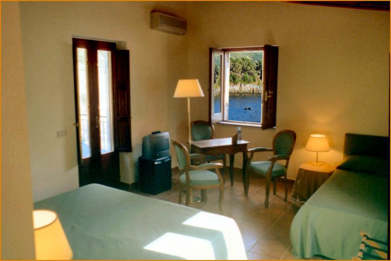 Illicini Stabilimento Balneare E Albergo Маратея Экстерьер фото